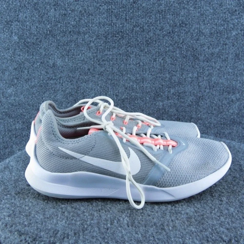 Nike VTR Wolf Women Sneaker Shoes Gray Fabric Lace Up‎ Size 6.5 Medium